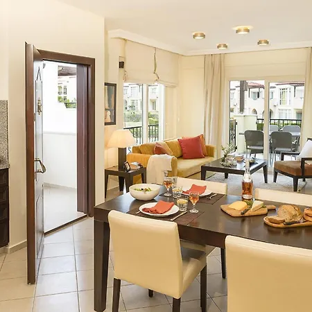 Ramada Residences By Wyndham Bozbuk דירה מוגלה